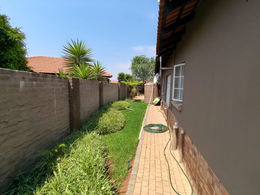 3 Bedroom Property for Sale in Waterkloof East North West